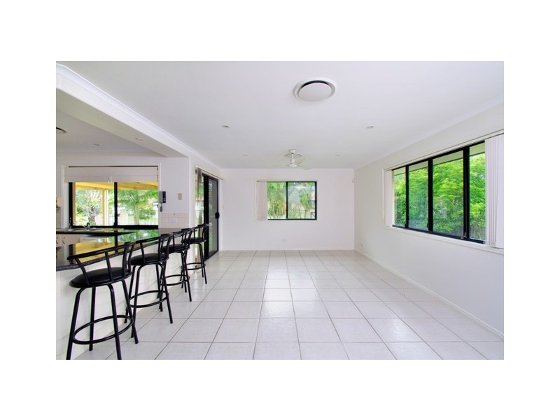 24 Gradorean Street, Pelican Waters QLD 4551