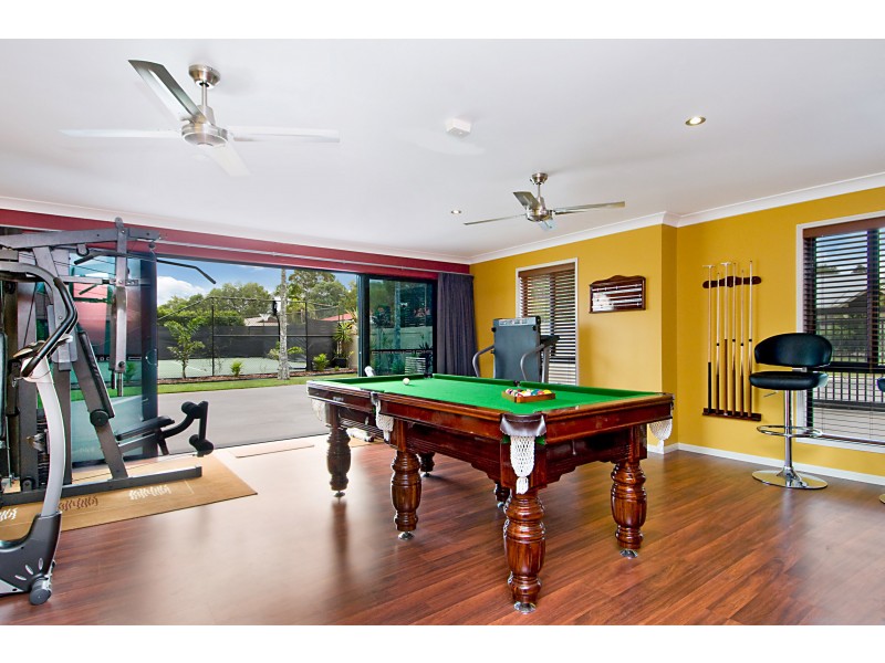 1 Earls Court, Little Mountain QLD 4551