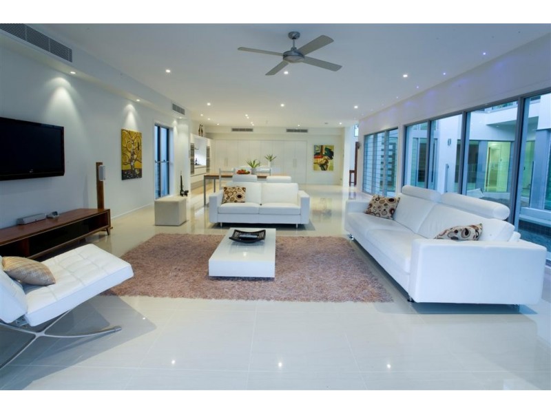 20 Campbellville Circuit, Pelican Waters QLD 4551