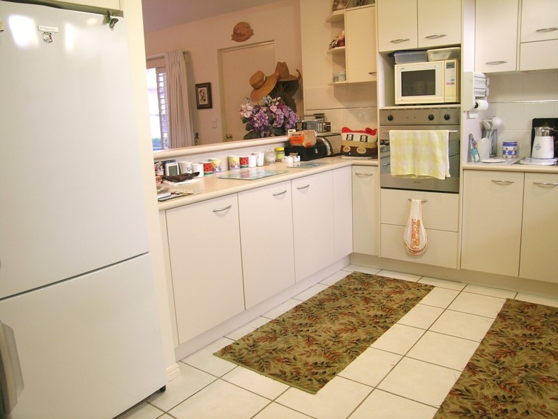 2/2 Burke Street, Golden Beach QLD 4551