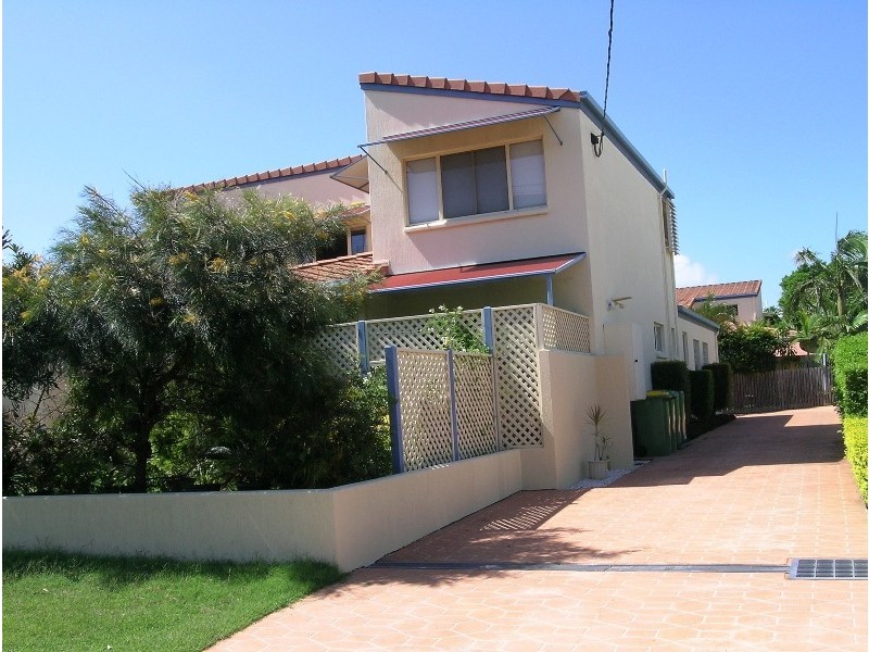 2/2 Burke Street, Golden Beach QLD 4551