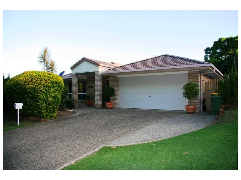 4 Hinchinbrook Court, Little Mountain QLD 4551