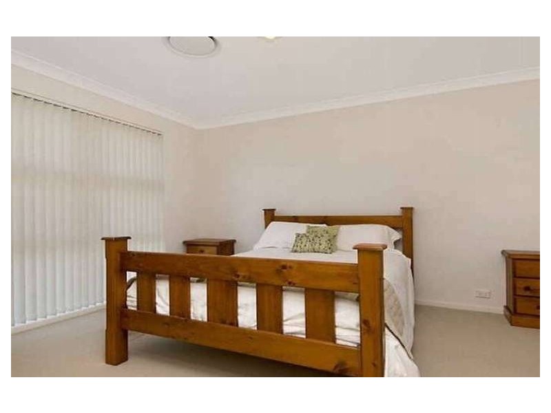 35 Elvena Circuit, Little Mountain QLD 4551