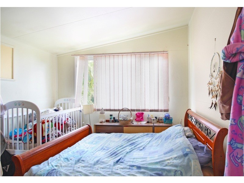 24 George Street, Moffat Beach QLD 4551