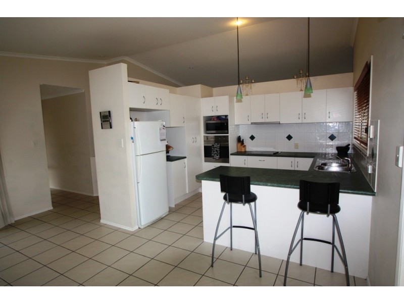 5 Fernleaf Court, Currimundi QLD 4551