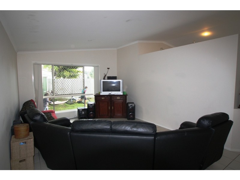 5 Fernleaf Court, Currimundi QLD 4551