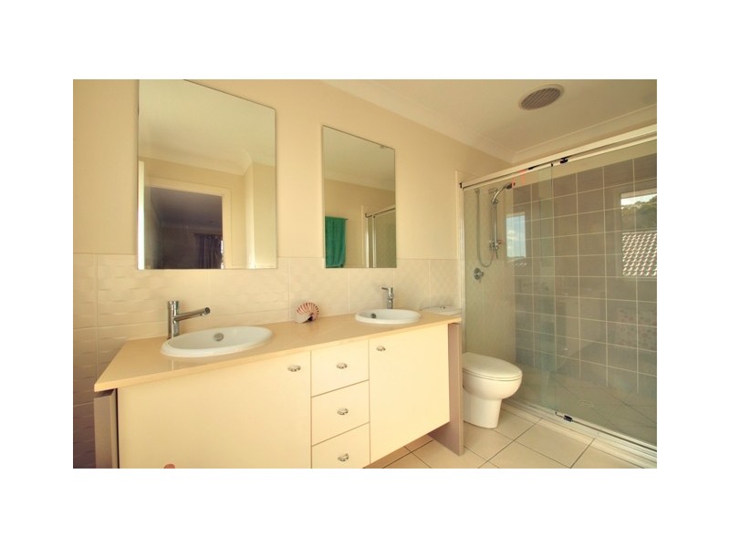 14 Pebbly Creek Crescent, Little Mountain QLD 4551