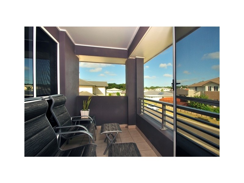 14 Pebbly Creek Crescent, Little Mountain QLD 4551