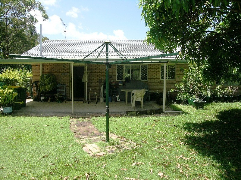 24 First Avenue, Caloundra QLD 4551