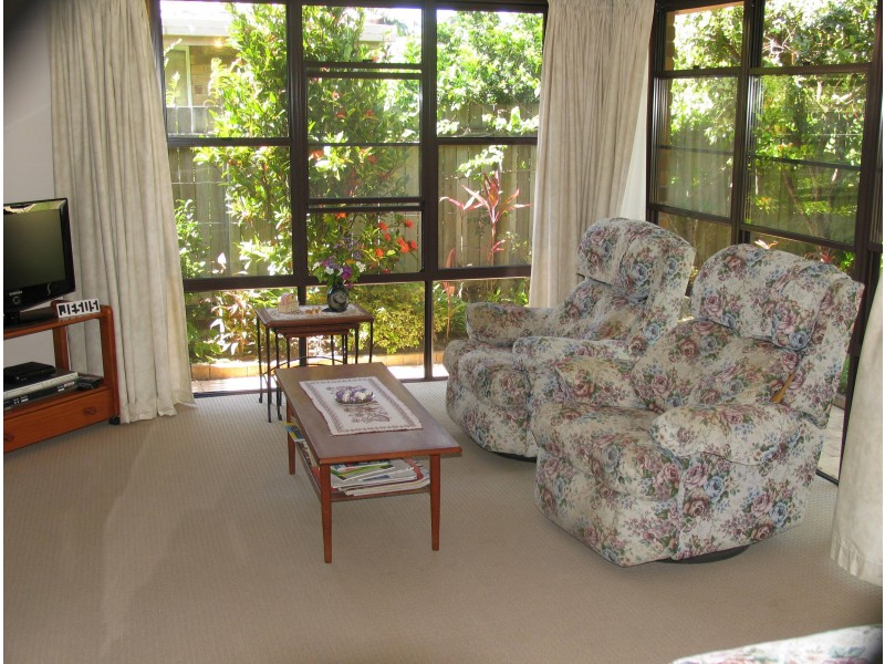 12 Malumba Drive, Currimundi QLD 4551