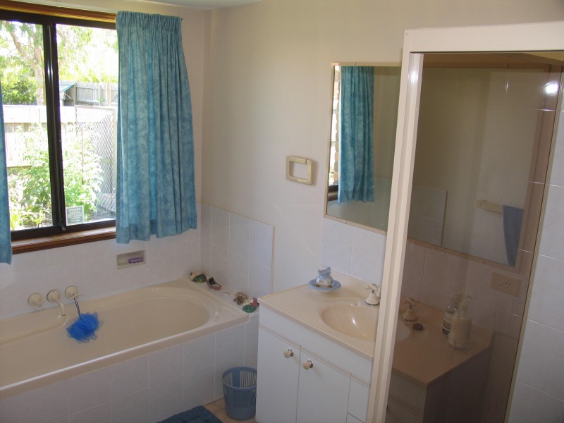 12 Malumba Drive, Currimundi QLD 4551