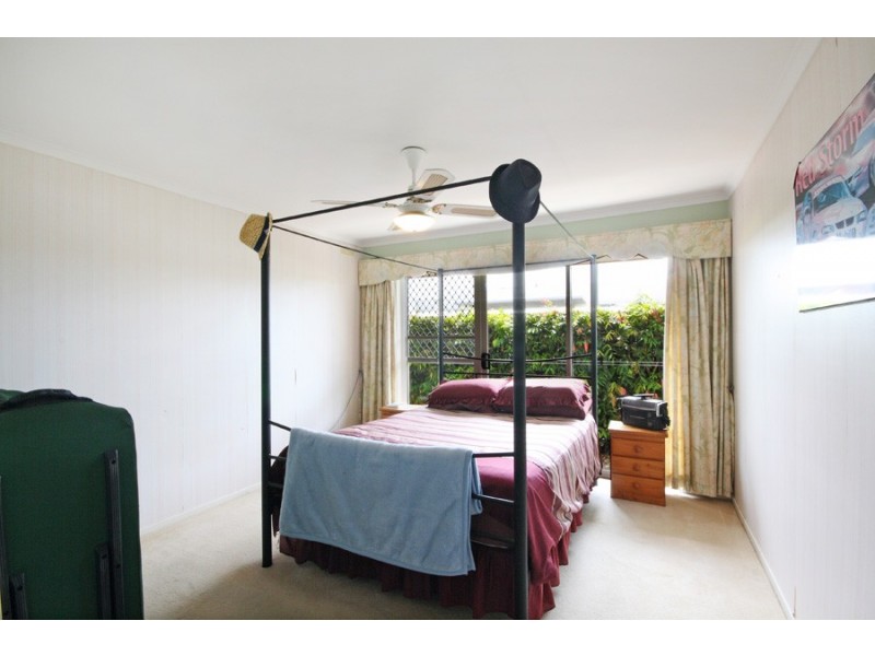 8 Spinnaker Boulevard, Wurtulla QLD 4575