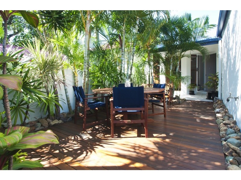 16 Roderick Street, Moffat Beach QLD 4551