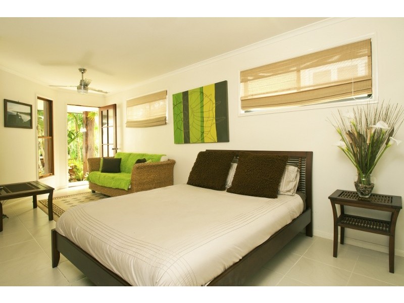 16 Roderick Street, Moffat Beach QLD 4551