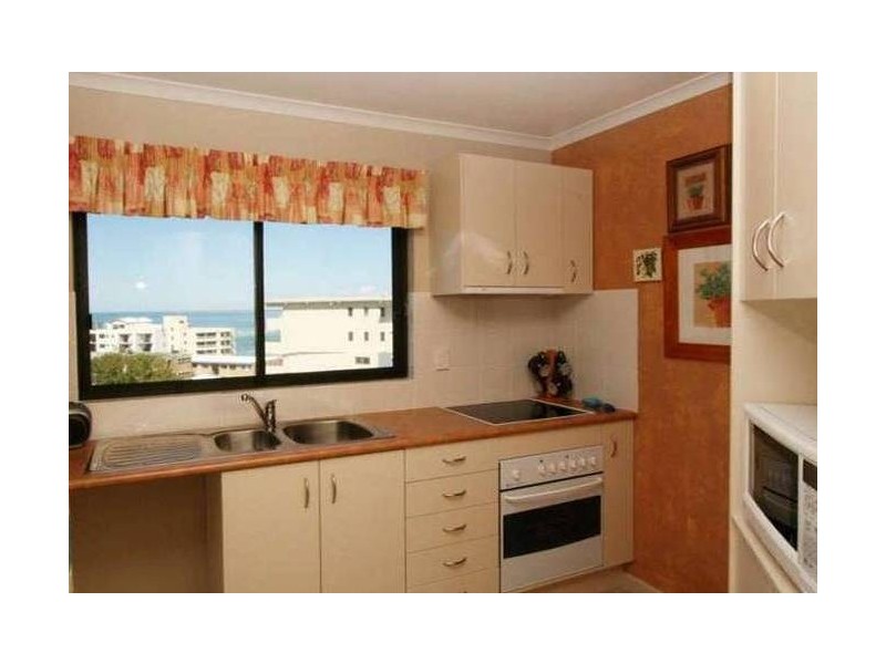 6/10 Dingle Avenue, Caloundra QLD 4551