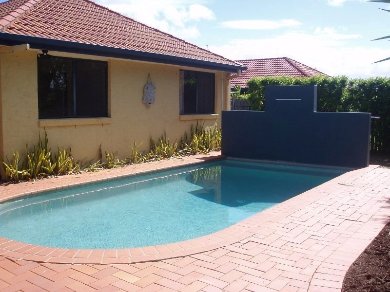 2 Hanwell Court, Little Mountain QLD 4551