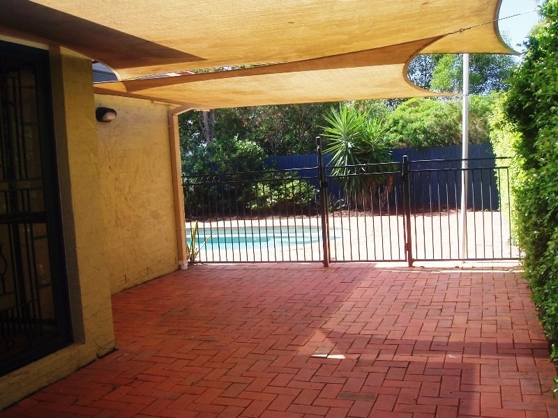 2 Hanwell Court, Little Mountain QLD 4551