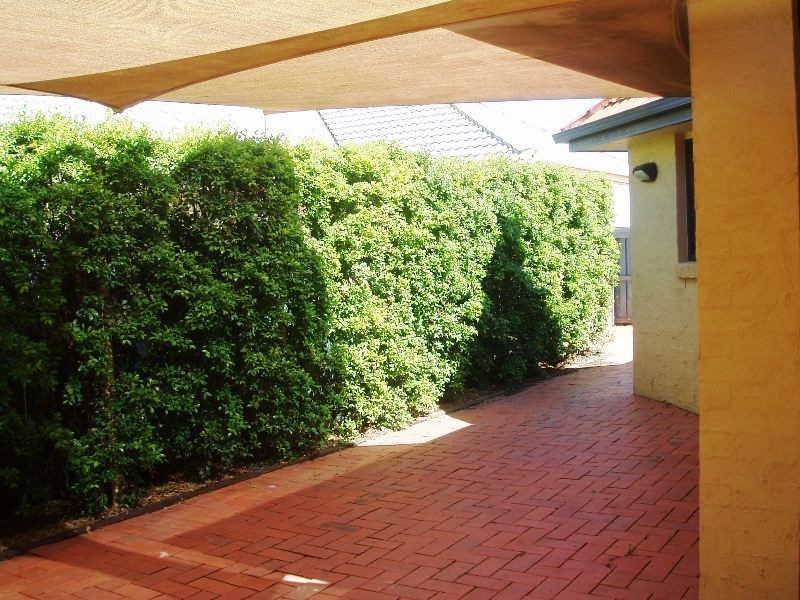 2 Hanwell Court, Little Mountain QLD 4551