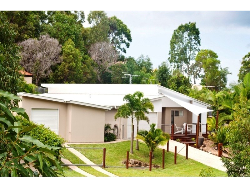 15 Dunk Place, Little Mountain QLD 4551