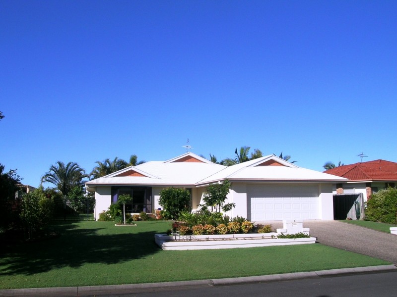8 Firefly Street, Pelican Waters QLD 4551