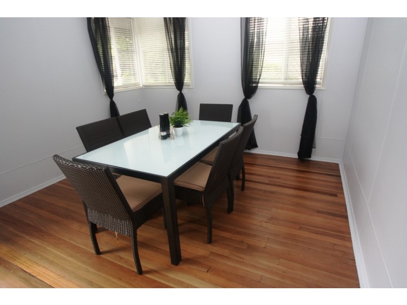 127 Landsborough Parade, Golden Beach QLD 4551