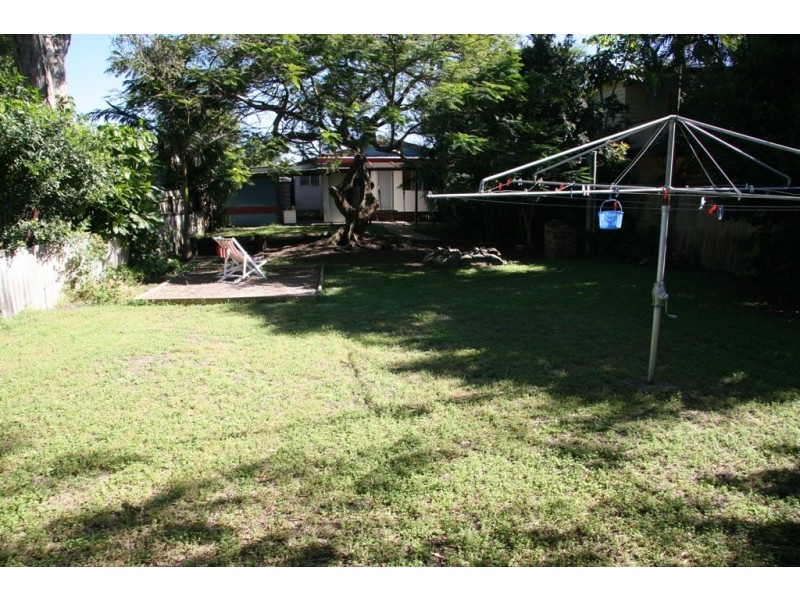 127 Landsborough Parade, Golden Beach QLD 4551