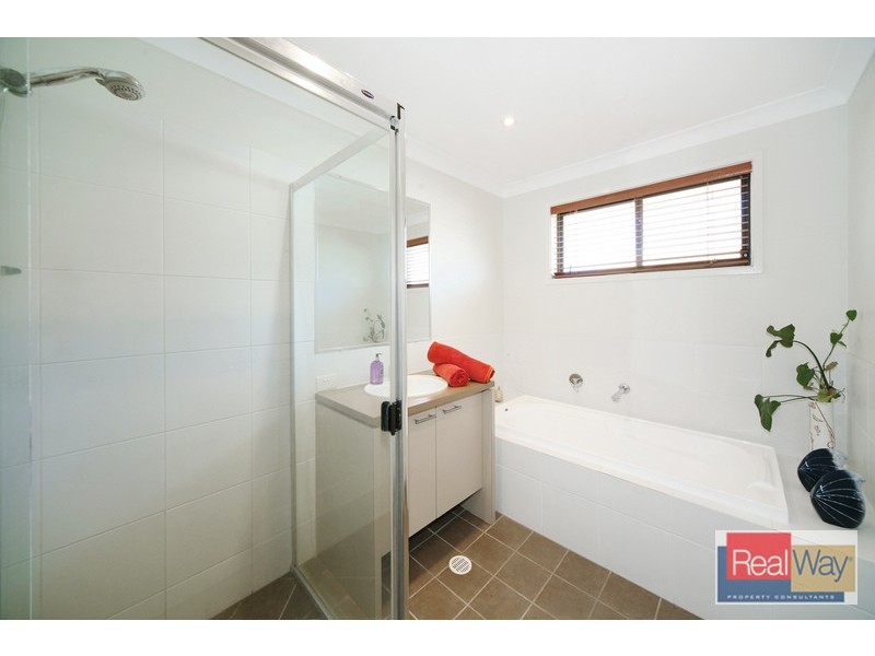 12 Park Hollow Mews, Little Mountain QLD 4551