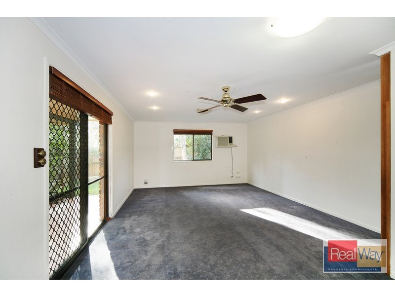 1 Keneland Drive, Little Mountain QLD 4551
