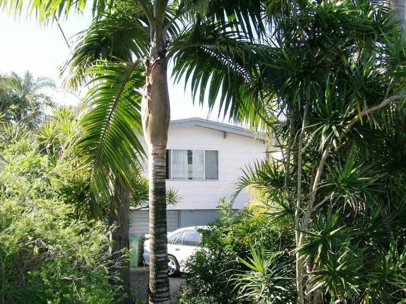 33 Roderick Street, Moffat Beach QLD 4551