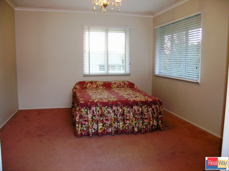 114 Sugar Bag Road, Little Mountain QLD 4551