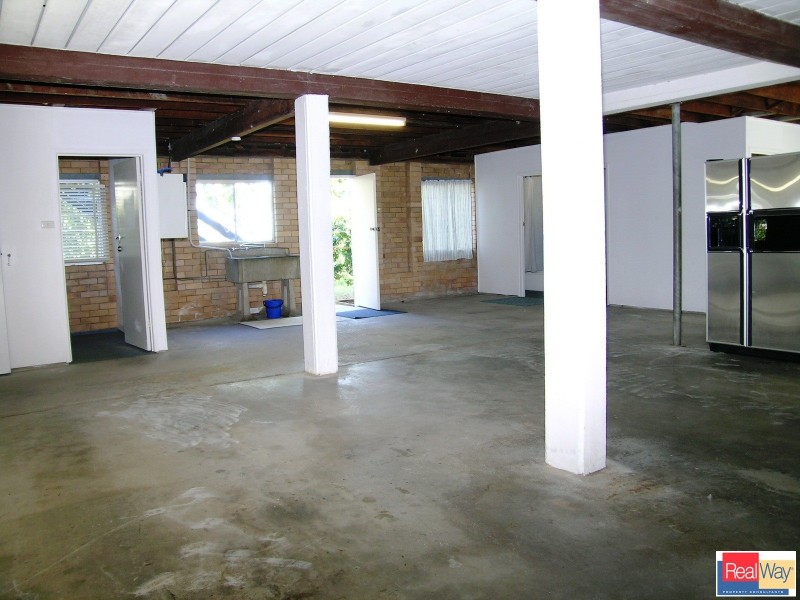 114 Sugar Bag Road, Little Mountain QLD 4551