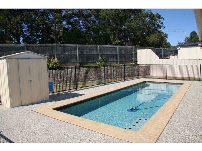 10 Cullen Drive, Little Mountain QLD 4551