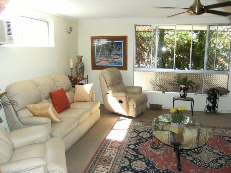 10 Menyan Street, Currimundi QLD 4551