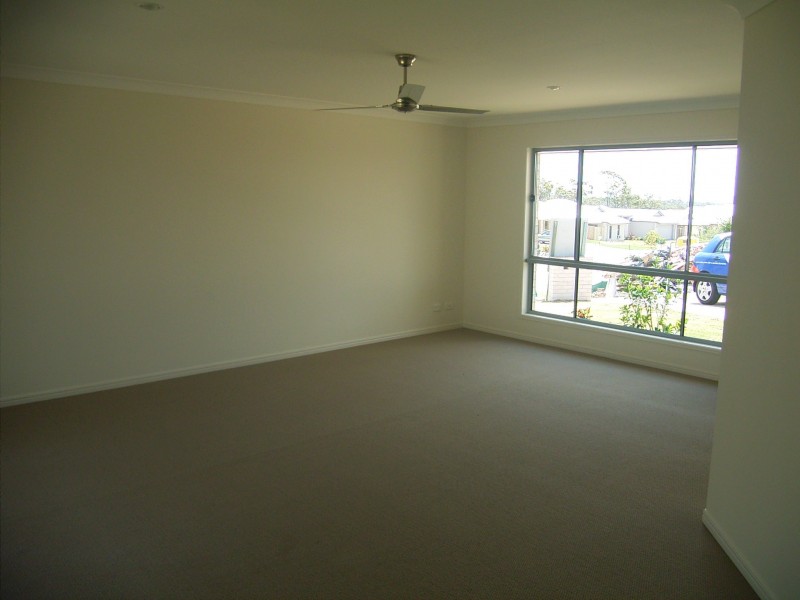 13 Kingsley Court, Little Mountain QLD 4551