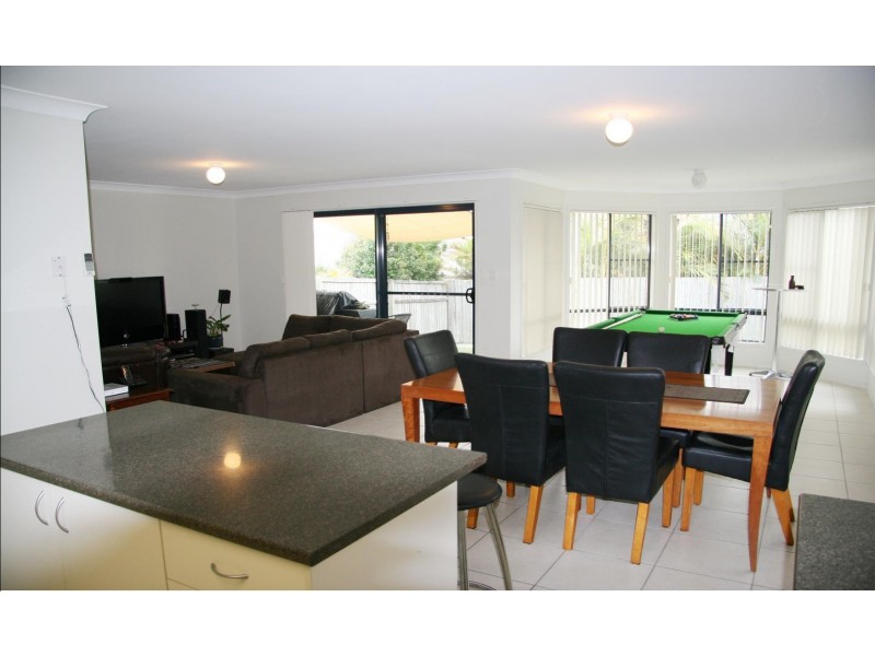 10 Domatia Place, Meridan Plains QLD 4551