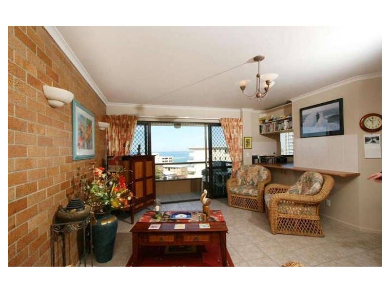 6/10 Dingle Avenue, Caloundra QLD 4551