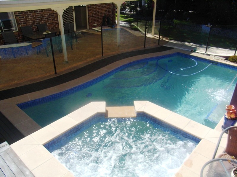 Little Mountain QLD 4551