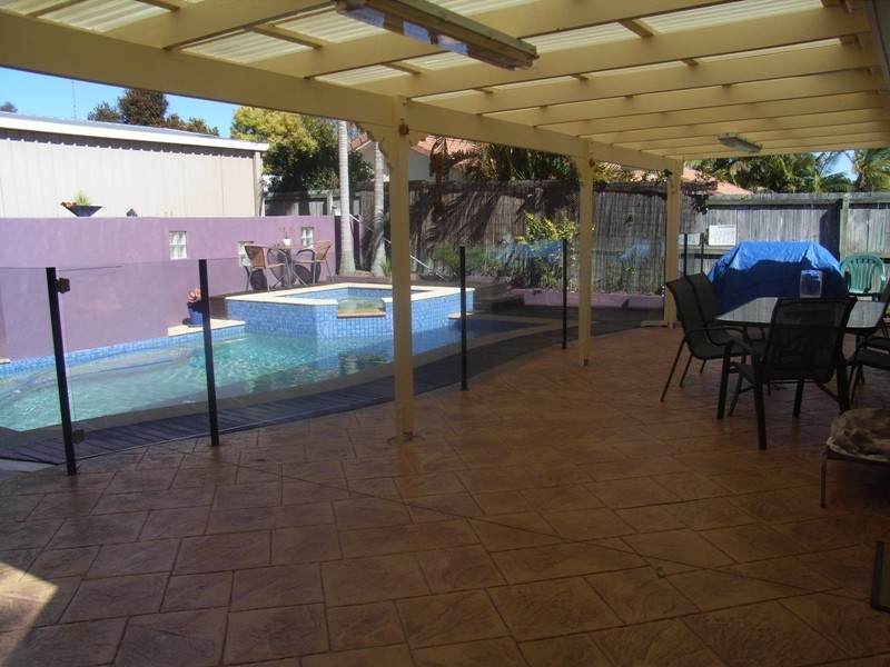 Little Mountain QLD 4551