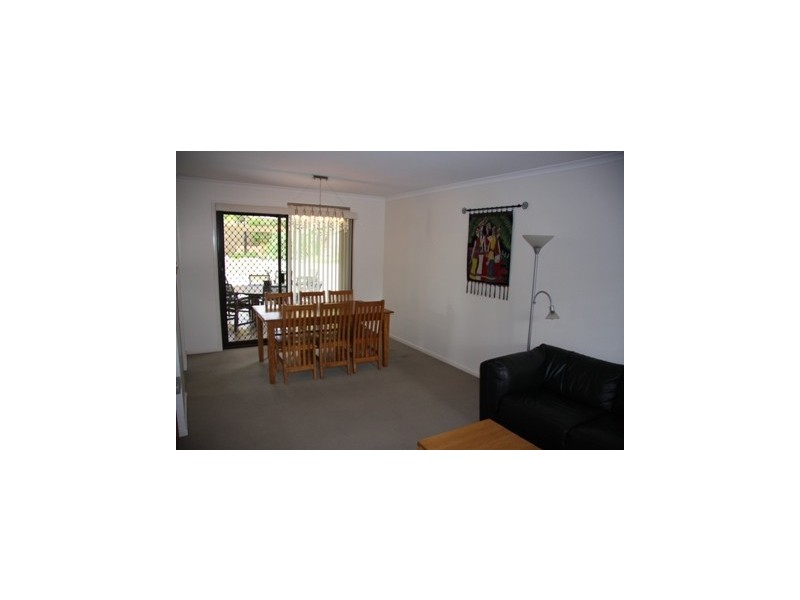 19 Riflebird Ave, Aroona QLD 4551