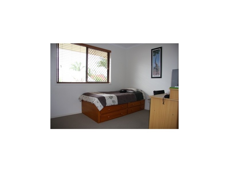 19 Riflebird Ave, Aroona QLD 4551