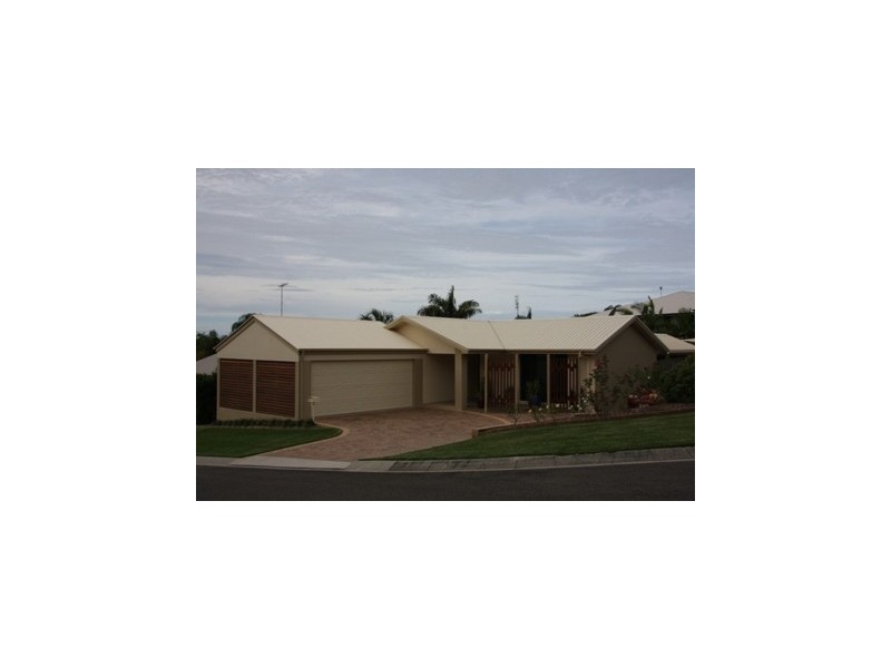 19 Riflebird Ave, Aroona QLD 4551