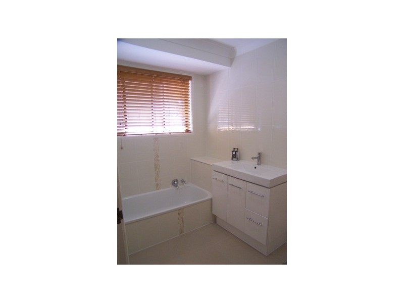 103 Cooroora Street, Battery Hill QLD 4551