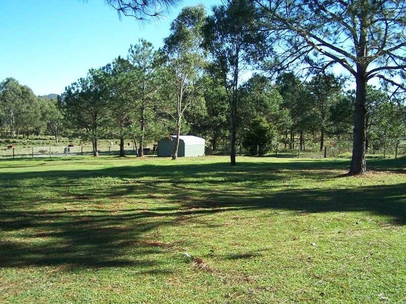 31 Jordan Street, Little Mountain QLD 4551