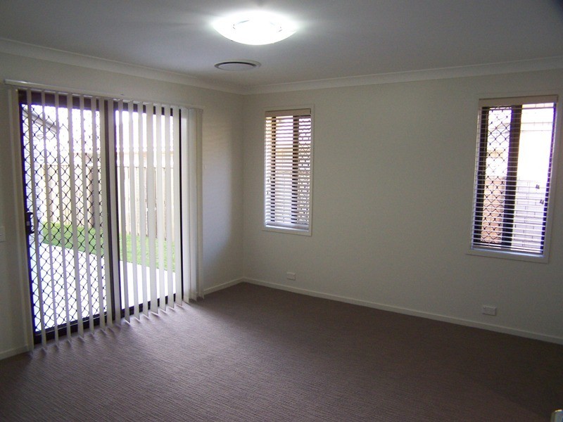 Little Mountain QLD 4551