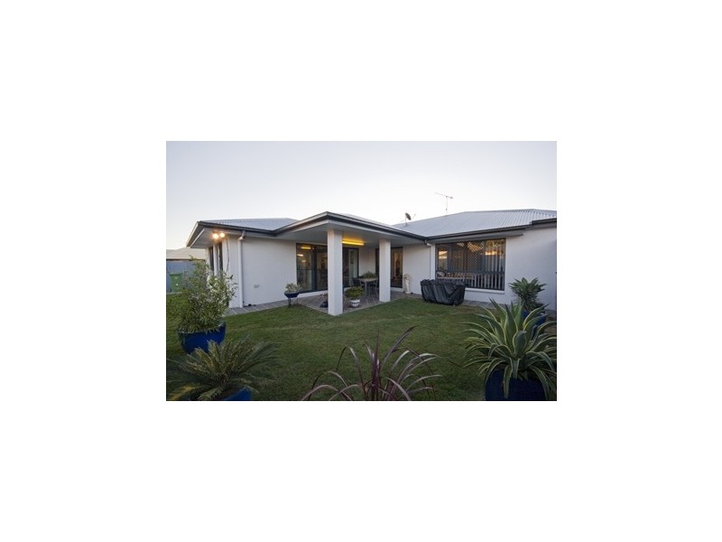 23 Heights Dr, Gympie QLD 4570