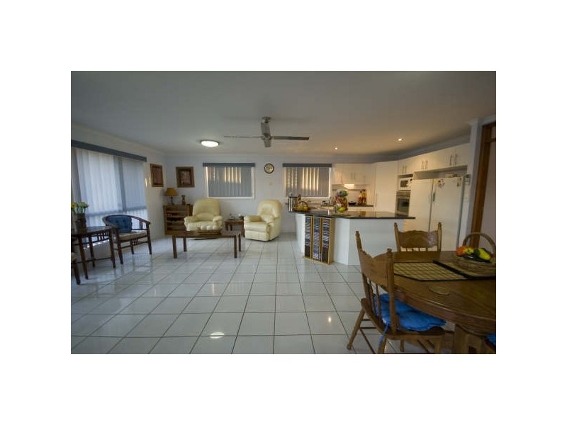 23 Heights Dr, Gympie QLD 4570