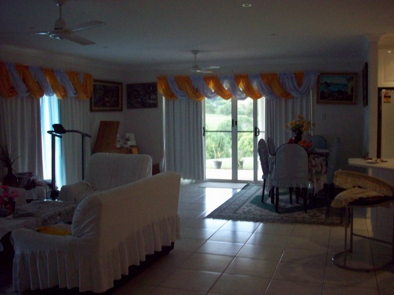 41 Bill James Rd, Chatsworth QLD 4570