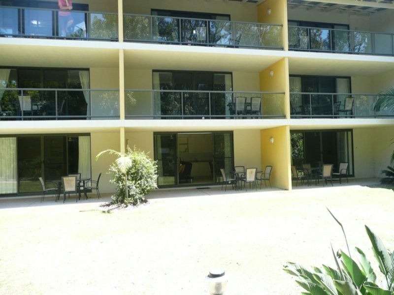 54/9 Rainbow Shores Dr, Rainbow Beach QLD 4581