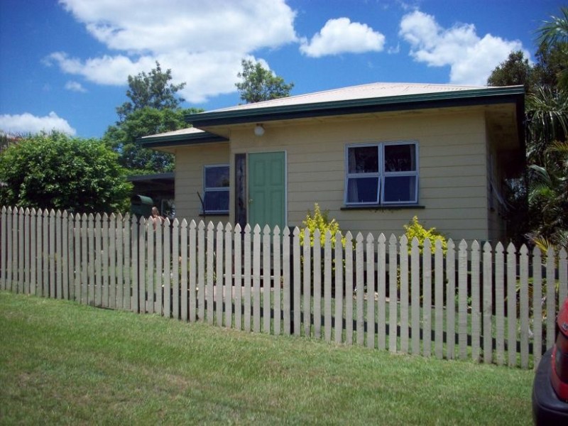 29 Noosa Rd, Monkland QLD 4570