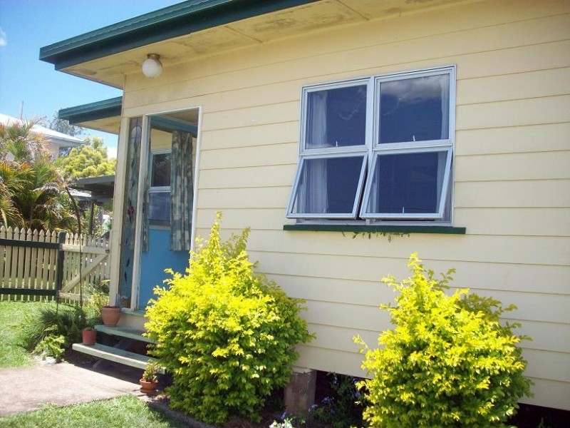 29 Noosa Rd, Monkland QLD 4570